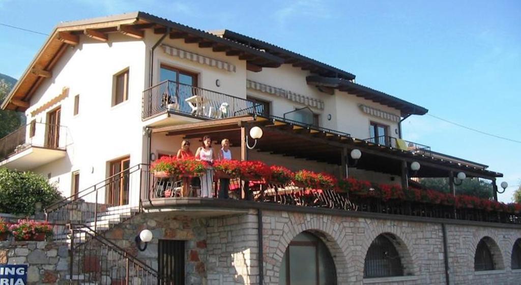 مالتشيزينيه Locanda Bellavista B&B المظهر الخارجي الصورة