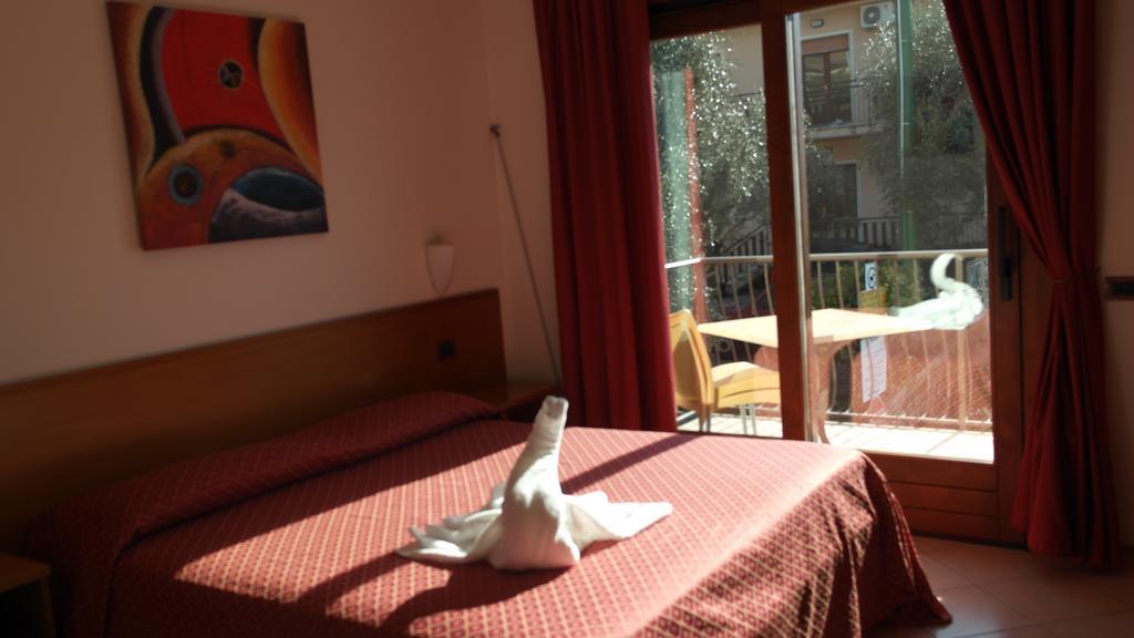 مالتشيزينيه Locanda Bellavista B&B الغرفة الصورة